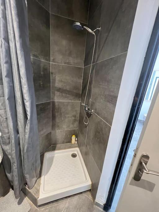 Le Cocon Colore Apartment